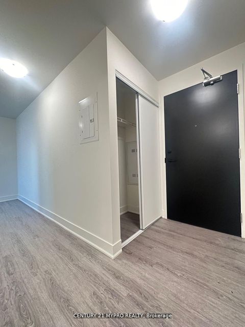 Photo 10 at 311 - 185 Deerfield Road, Central Newmarket, Newmarket