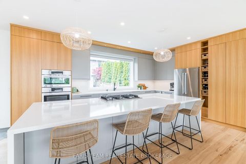 Photo 9 at 202 Kempenfelt Drive, North Shore, Barrie