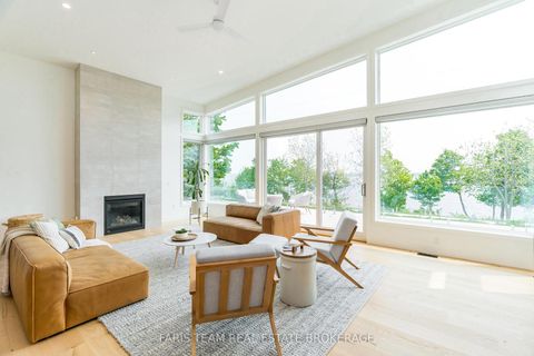 Photo 13 at 202 Kempenfelt Drive, North Shore, Barrie