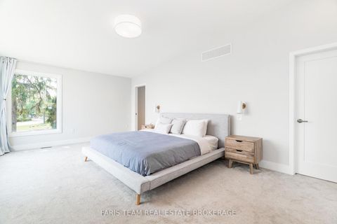 Photo 21 at 202 Kempenfelt Drive, North Shore, Barrie