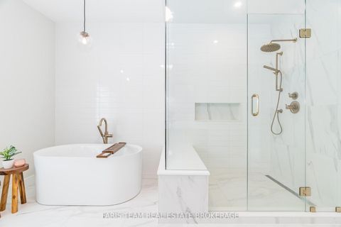 Photo 24 at 202 Kempenfelt Drive, North Shore, Barrie