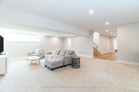 Photo 33 at 202 Kempenfelt Drive, North Shore, Barrie