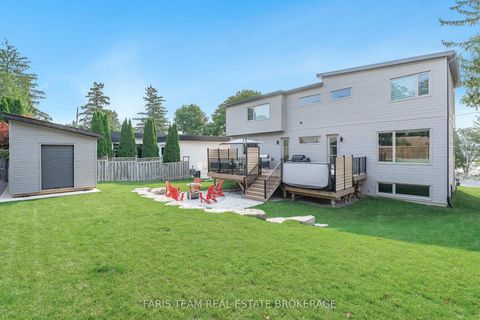 Photo 40 at 202 Kempenfelt Drive, North Shore, Barrie
