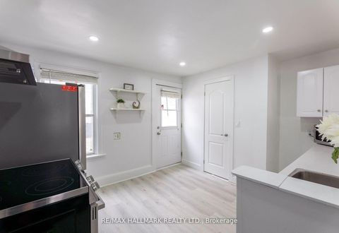 Photo 6 at 106 Willow Avenue, The Beaches, Toronto