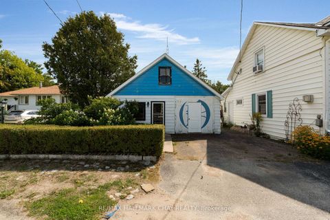 Photo 0 at 7 Caroline Street E, Creemore, Clearview Photo 0 at 7 Caroline Street E, Creemore, Clearview