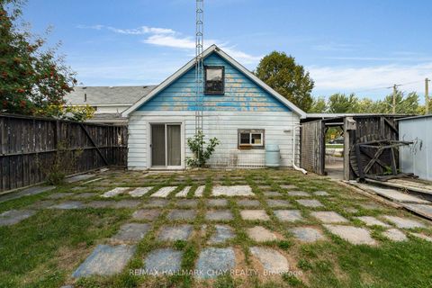 Photo 21 at 7 Caroline Street E, Creemore, Clearview