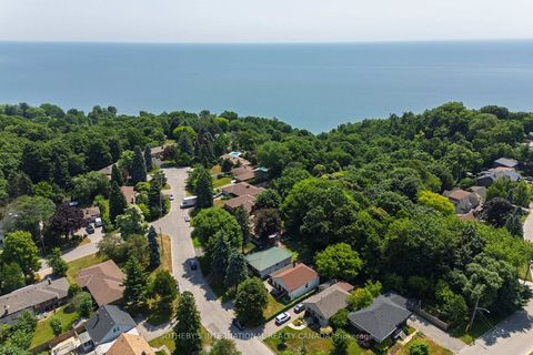 Photo 0 at 17 Ayre Point Road, Cliffcrest, Toronto