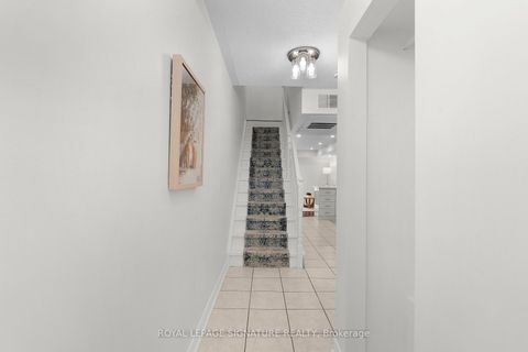 Photo 6 at 107 - 262 St Helens Avenue, Dufferin Grove, Toronto