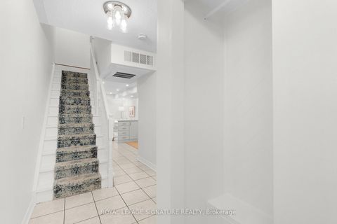 Photo 7 at 107 - 262 St Helens Avenue, Dufferin Grove, Toronto