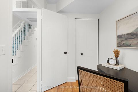 Photo 11 at 107 - 262 St Helens Avenue, Dufferin Grove, Toronto