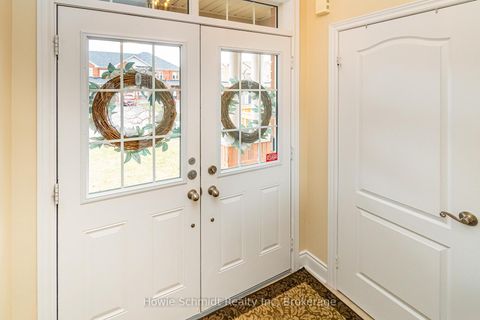 Photo 3 at 67 Forsyth Crescent, West Bayfield, Barrie