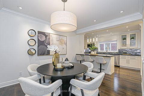 Photo 10 at 43 BARCLAY Road, Clanton Park, Toronto