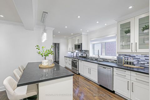 Photo 14 at 43 BARCLAY Road, Clanton Park, Toronto