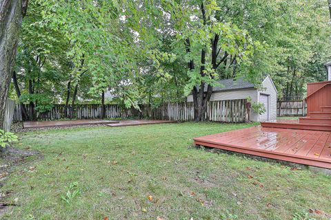 Photo 30 at 43 BARCLAY Road, Clanton Park, Toronto