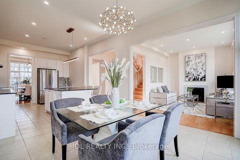 Photo 10 at 10 Caine Street, Rural Richmond Hill, Richmond Hill