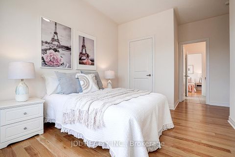 Photo 35 at 10 Caine Street, Rural Richmond Hill, Richmond Hill