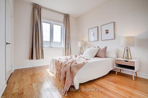 Photo 39 at 10 Caine Street, Rural Richmond Hill, Richmond Hill