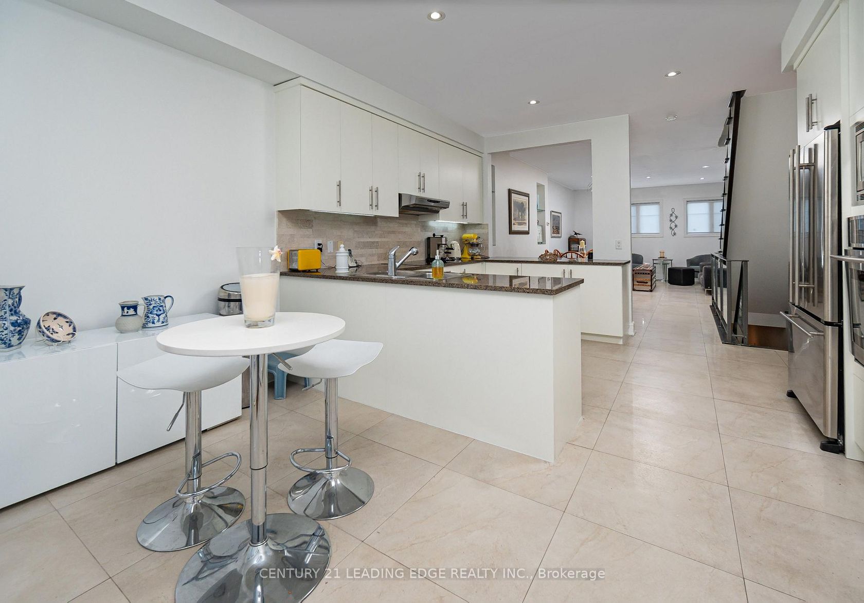 Photo 8 at 82 Woodbine Avenue, The Beaches, Toronto Photo 8 at 82 Woodbine Avenue, The Beaches, Toronto