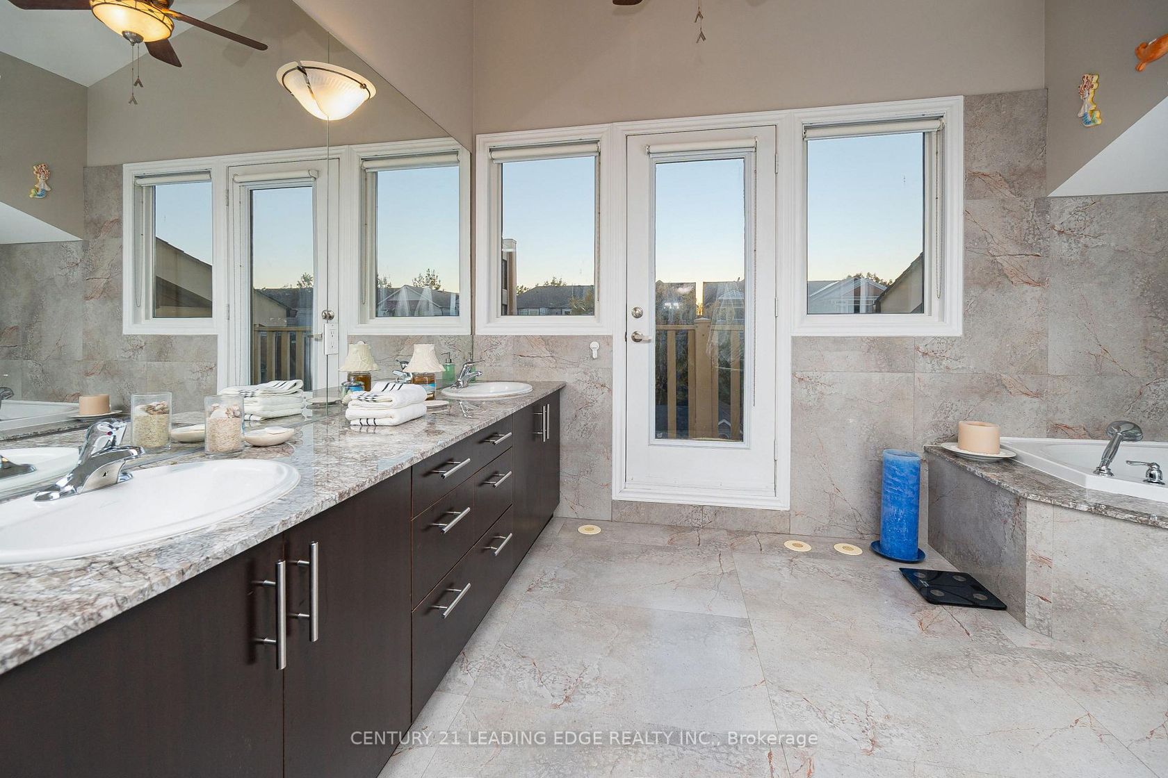 Photo 17 at 82 Woodbine Avenue, The Beaches, Toronto Photo 17 at 82 Woodbine Avenue, The Beaches, Toronto