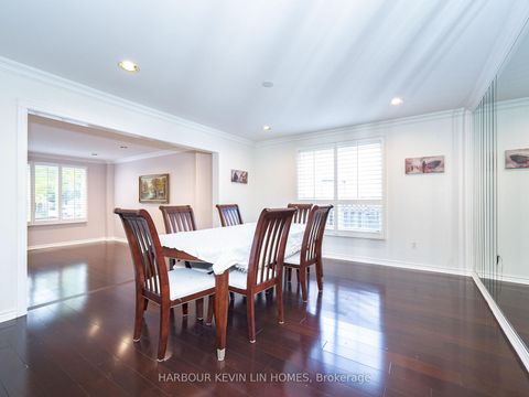 Photo 16 at 25 Pearl Gate Court, Doncrest, Richmond Hill