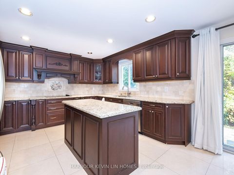 Photo 20 at 25 Pearl Gate Court, Doncrest, Richmond Hill