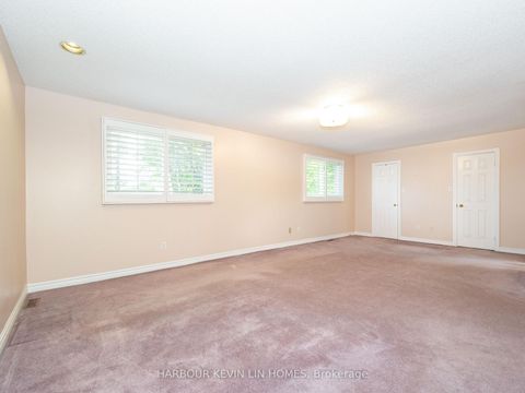 Photo 30 at 25 Pearl Gate Court, Doncrest, Richmond Hill