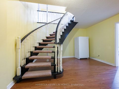 Photo 42 at 25 Pearl Gate Court, Doncrest, Richmond Hill