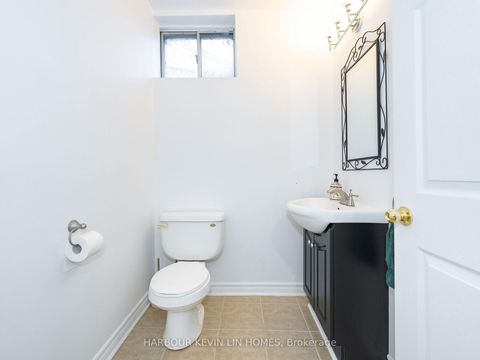 Photo 45 at 25 Pearl Gate Court, Doncrest, Richmond Hill