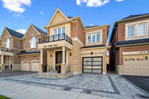 Photo 3 at 234 Polly Drive, GO Glenorchy, Oakville