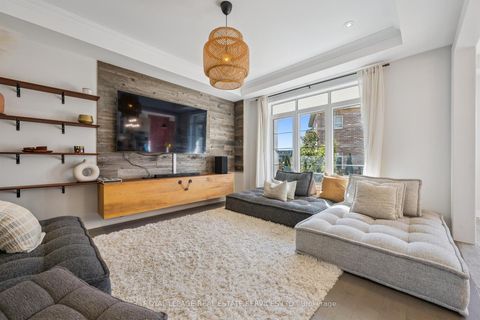 Photo 9 at 234 Polly Drive, GO Glenorchy, Oakville