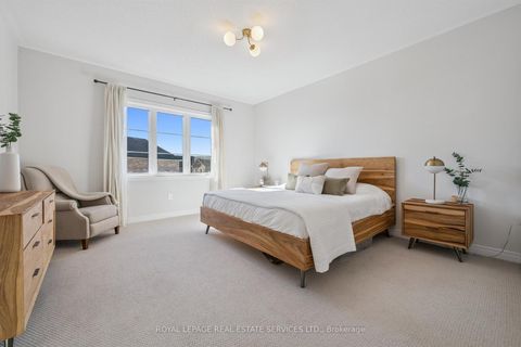 Photo 21 at 234 Polly Drive, GO Glenorchy, Oakville