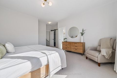 Photo 24 at 234 Polly Drive, GO Glenorchy, Oakville