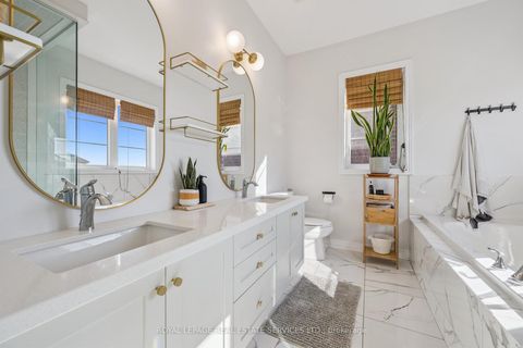 Photo 26 at 234 Polly Drive, GO Glenorchy, Oakville