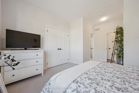 Photo 33 at 234 Polly Drive, GO Glenorchy, Oakville