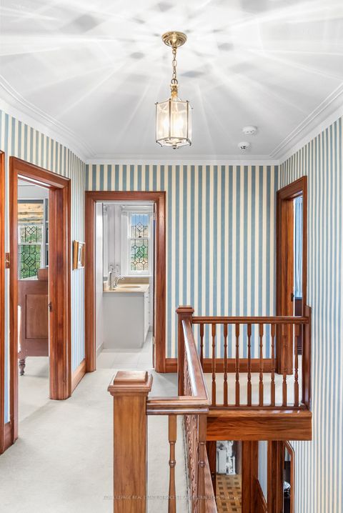 Photo 22 at 70 Bessborough Drive, Leaside, Toronto
