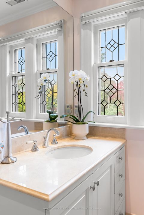 Photo 33 at 70 Bessborough Drive, Leaside, Toronto