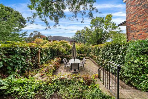 Photo 36 at 70 Bessborough Drive, Leaside, Toronto