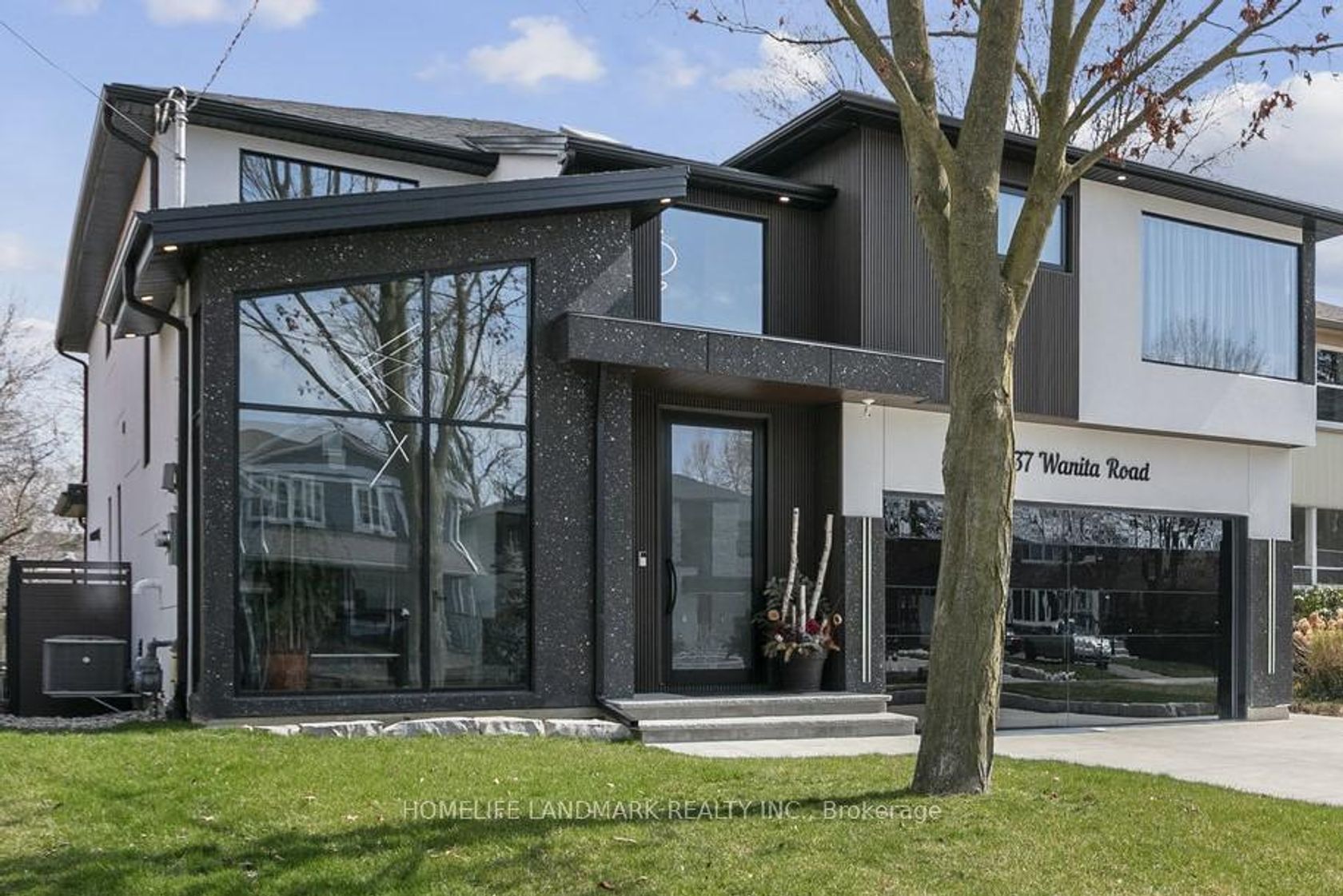 37 Wanita Road, Port Credit, Mississauga 