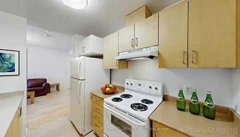 Photo 9 at 303 - 778 Sheppard Avenue W, Bathurst Manor, Toronto