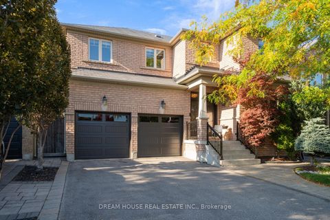 Photo 0 at 20 Heather Drive, Oak Ridges, Richmond Hill