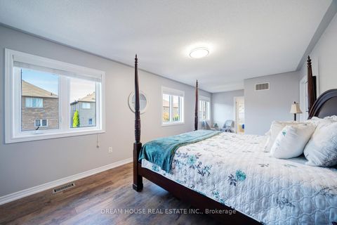 Photo 24 at 20 Heather Drive, Oak Ridges, Richmond Hill