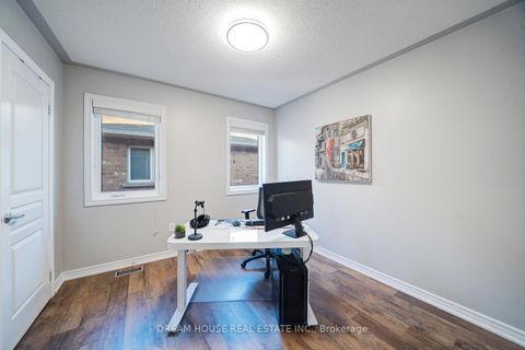 Photo 26 at 20 Heather Drive, Oak Ridges, Richmond Hill