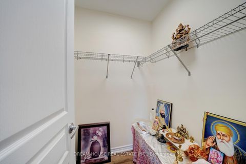 Photo 32 at 20 Heather Drive, Oak Ridges, Richmond Hill