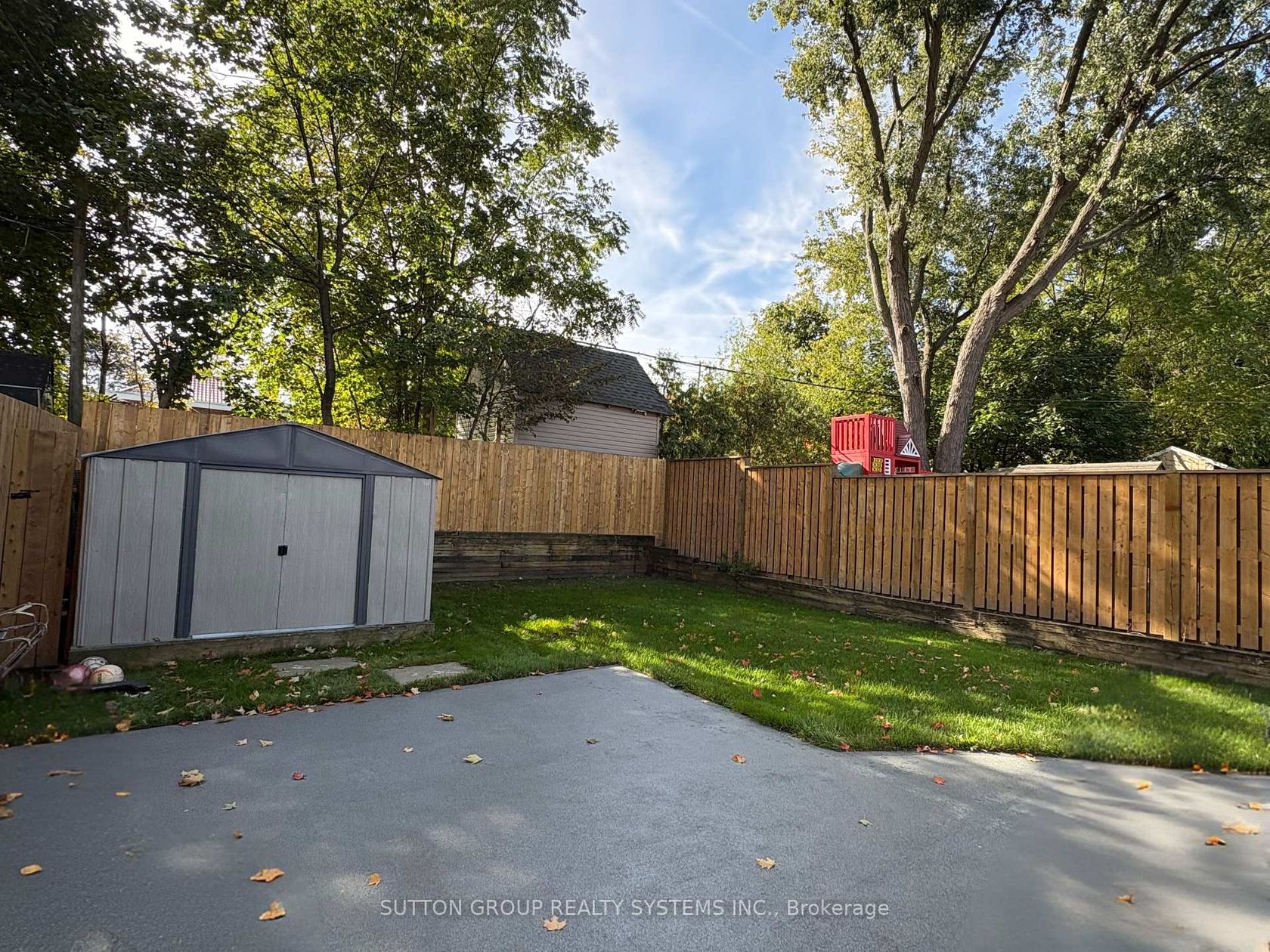 Photo 4 at 1 Elmlea Avenue, Humber Heights, Toronto Photo 4 at 1 Elmlea Avenue, Humber Heights, Toronto