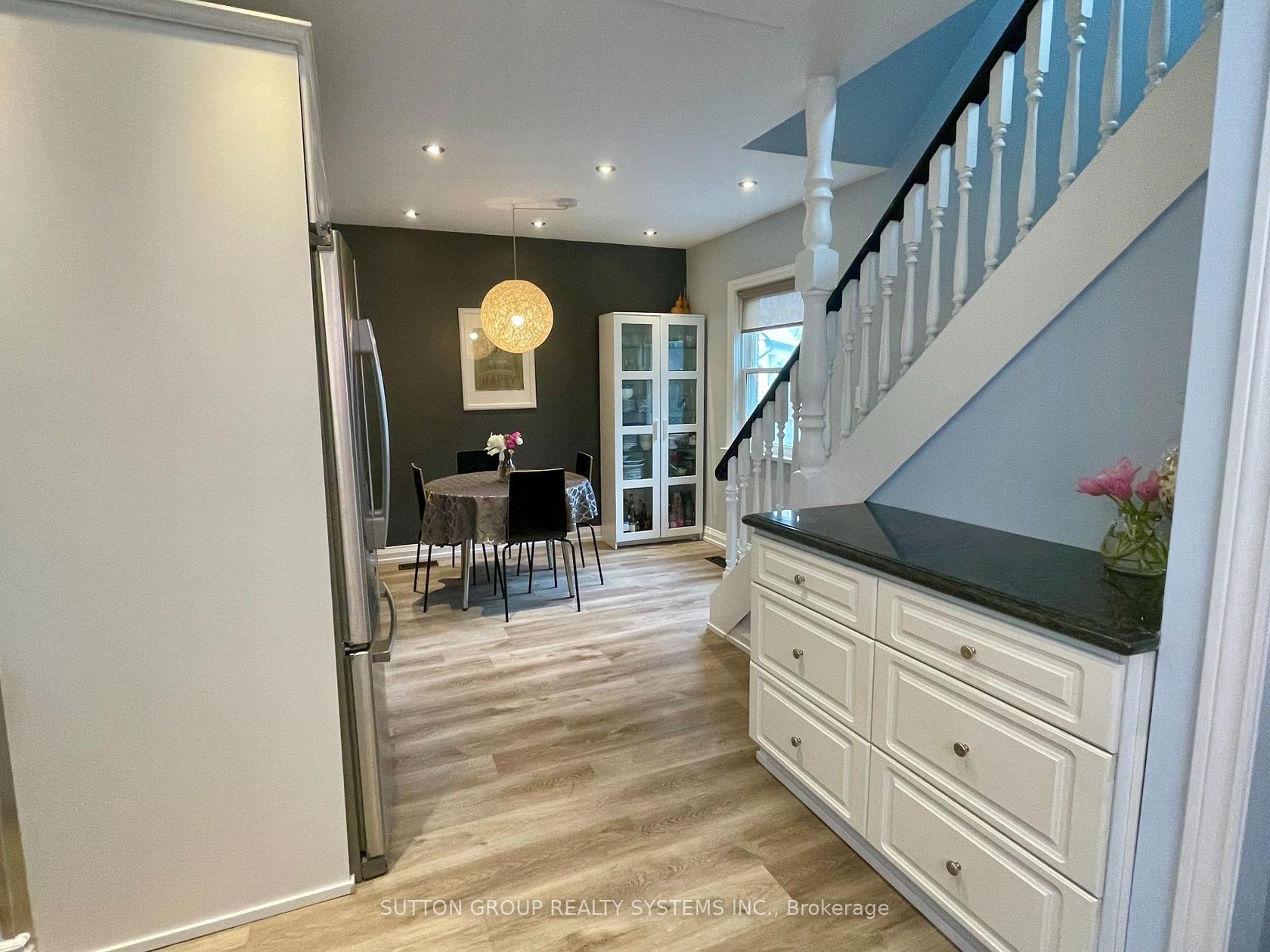Photo 12 at 1 Elmlea Avenue, Humber Heights, Toronto Photo 12 at 1 Elmlea Avenue, Humber Heights, Toronto