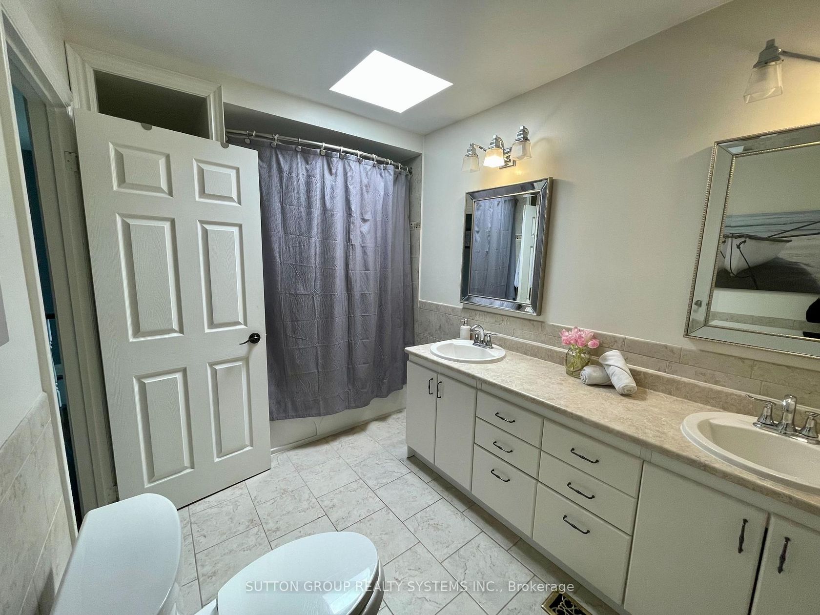 Photo 17 at 1 Elmlea Avenue, Humber Heights, Toronto Photo 17 at 1 Elmlea Avenue, Humber Heights, Toronto