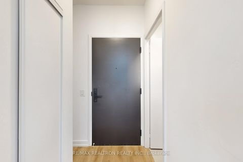 Photo 11 at 301 - 500 Dupont Street, Annex, Toronto