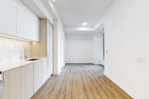 Photo 14 at 301 - 500 Dupont Street, Annex, Toronto