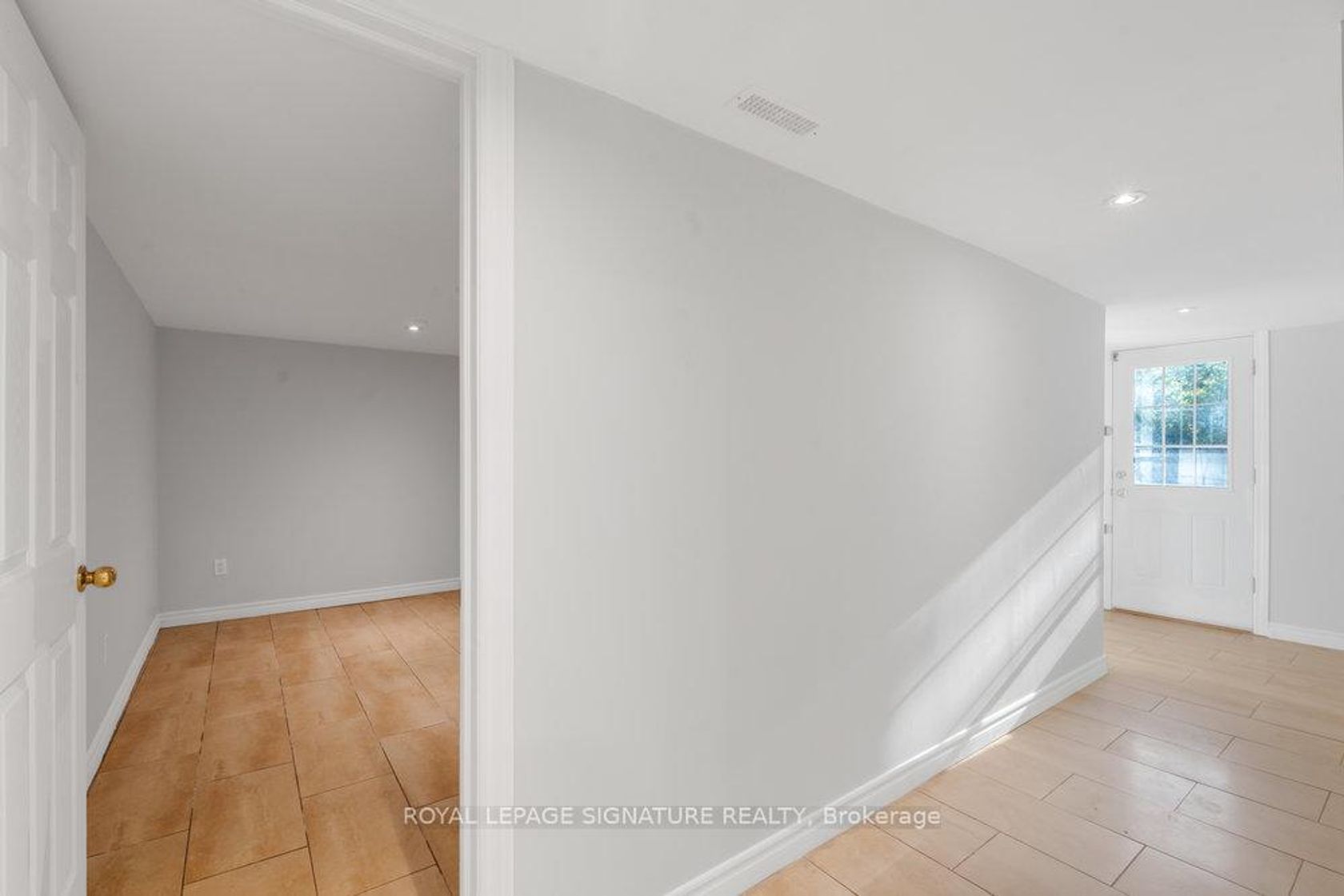 Photo 32 at 23 Burnview Crescent, Woburn, Toronto Photo 32 at 23 Burnview Crescent, Woburn, Toronto