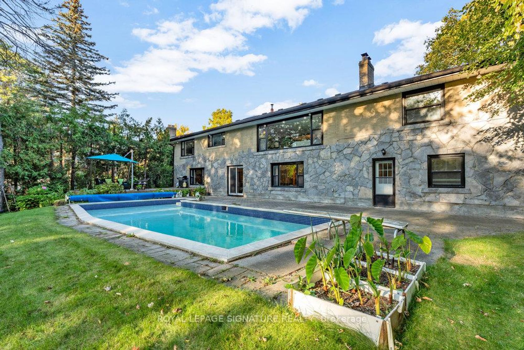 Photo 38 at 23 Burnview Crescent, Woburn, Toronto Photo 38 at 23 Burnview Crescent, Woburn, Toronto
